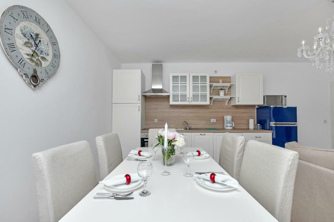 Apartments Marija Makarska Luaran gambar