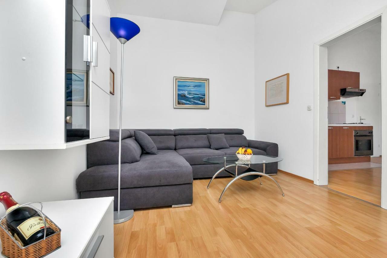 Apartments Marija Makarska Luaran gambar