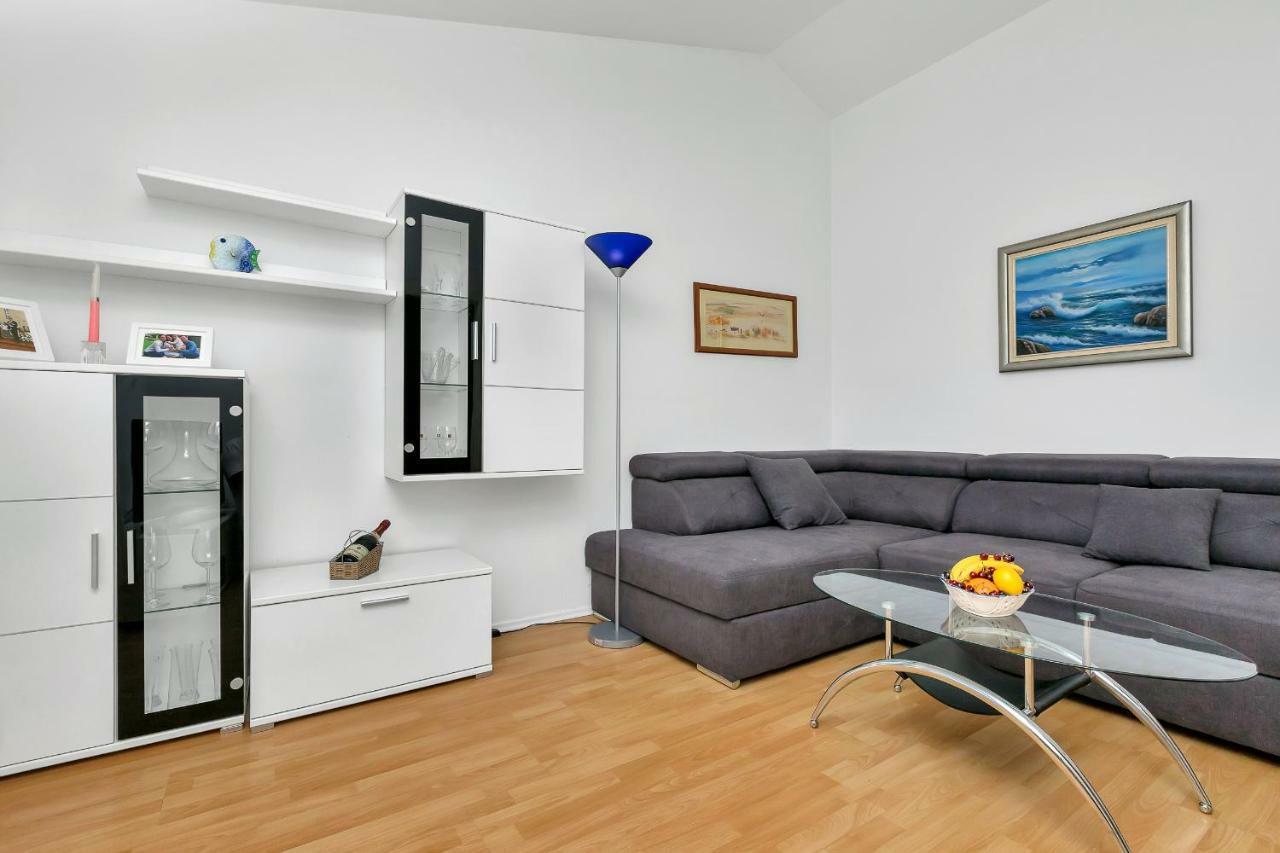 Apartments Marija Makarska Luaran gambar