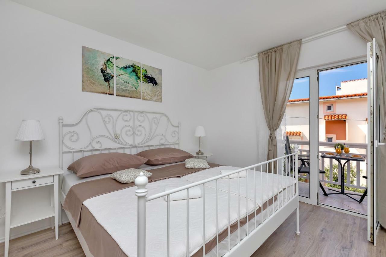 Apartments Marija Makarska Luaran gambar