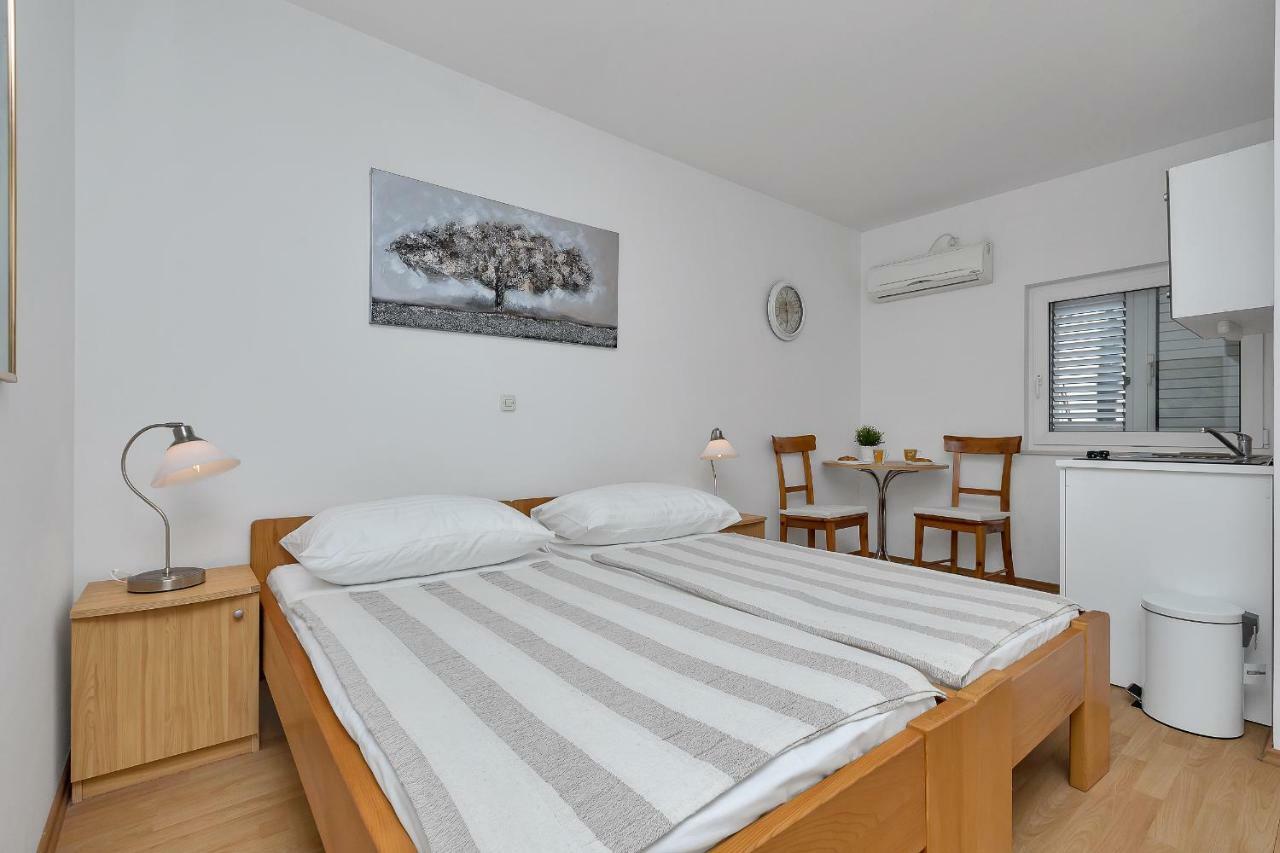 Apartments Marija Makarska Luaran gambar
